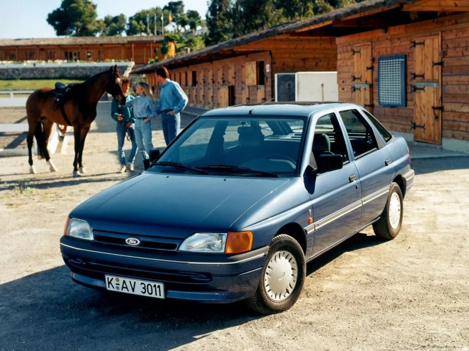 Ford Escort, Generation 5, 5-door hatchback