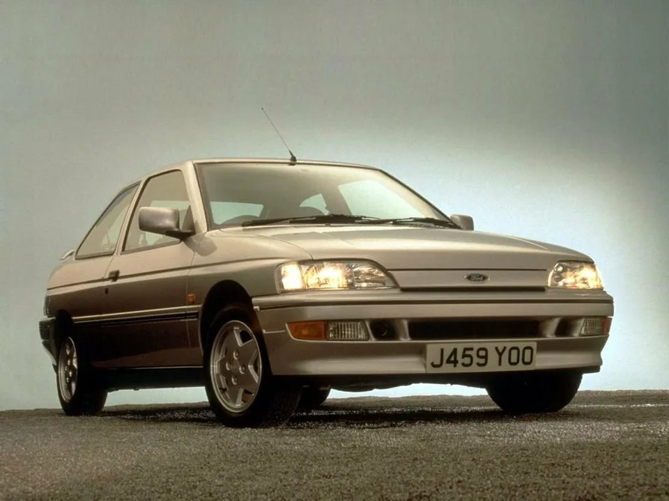 Ford Escort, Generation 5, 3-door hatchback