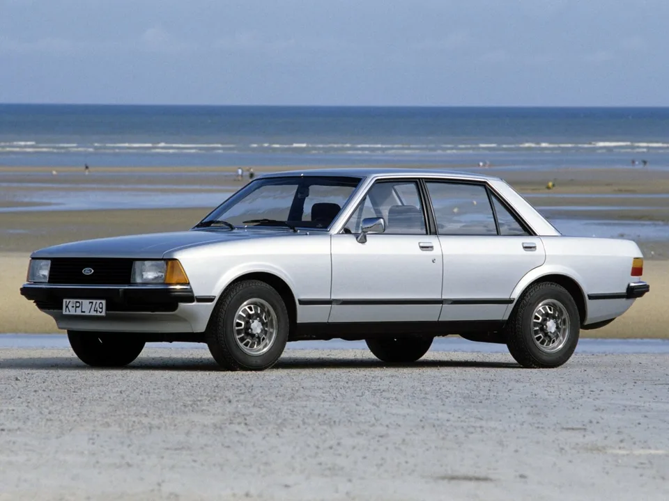 Ford Granada, Generation 2, Sedan