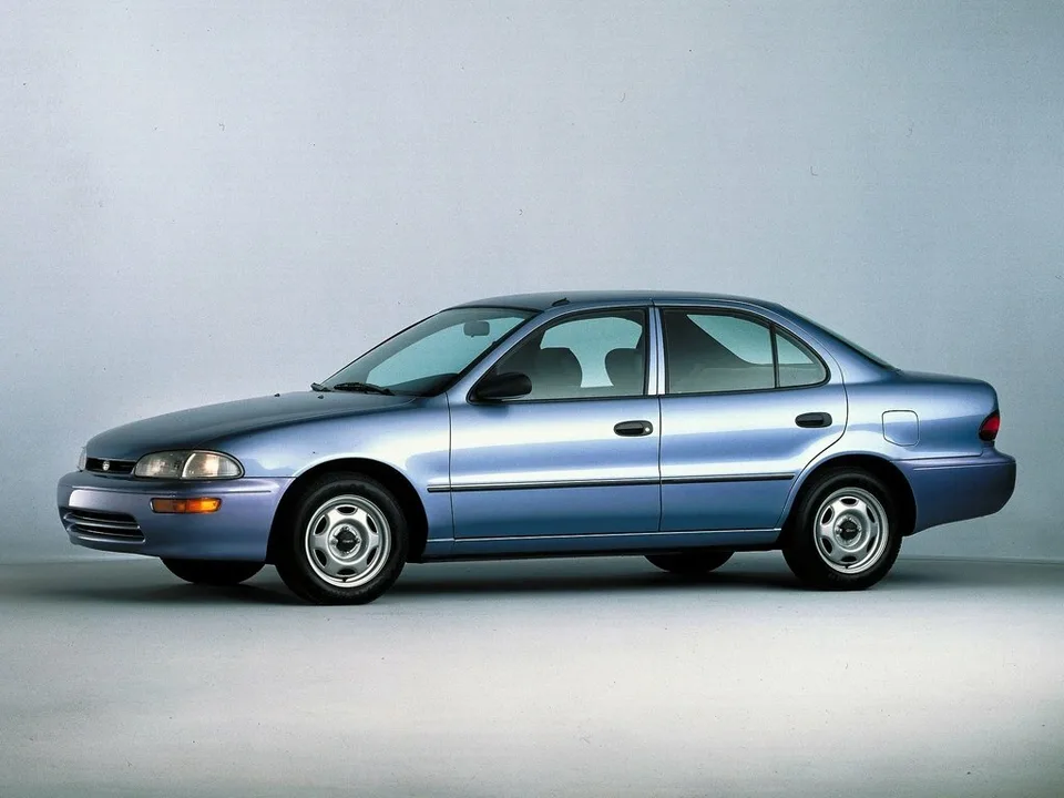 Geo Prizm, III, Седан