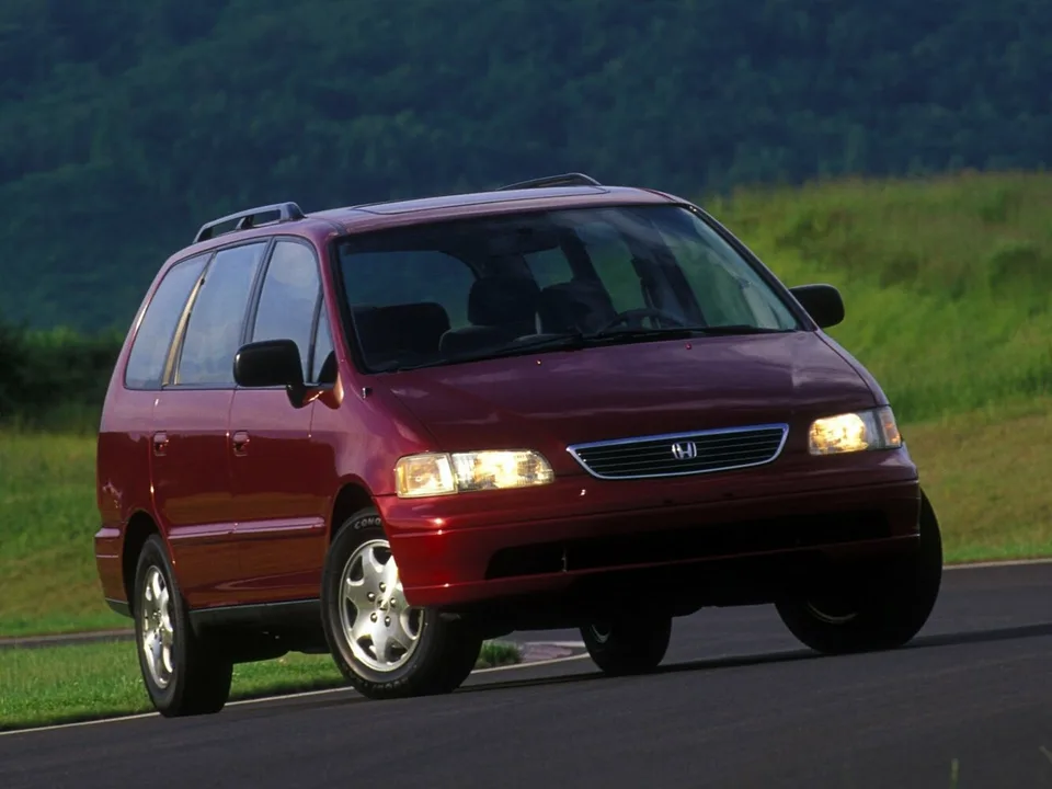 Honda Odyssey (North America), I, Minivan
