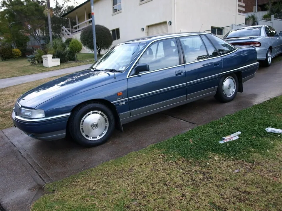 Holden Caprice, I, Sedan