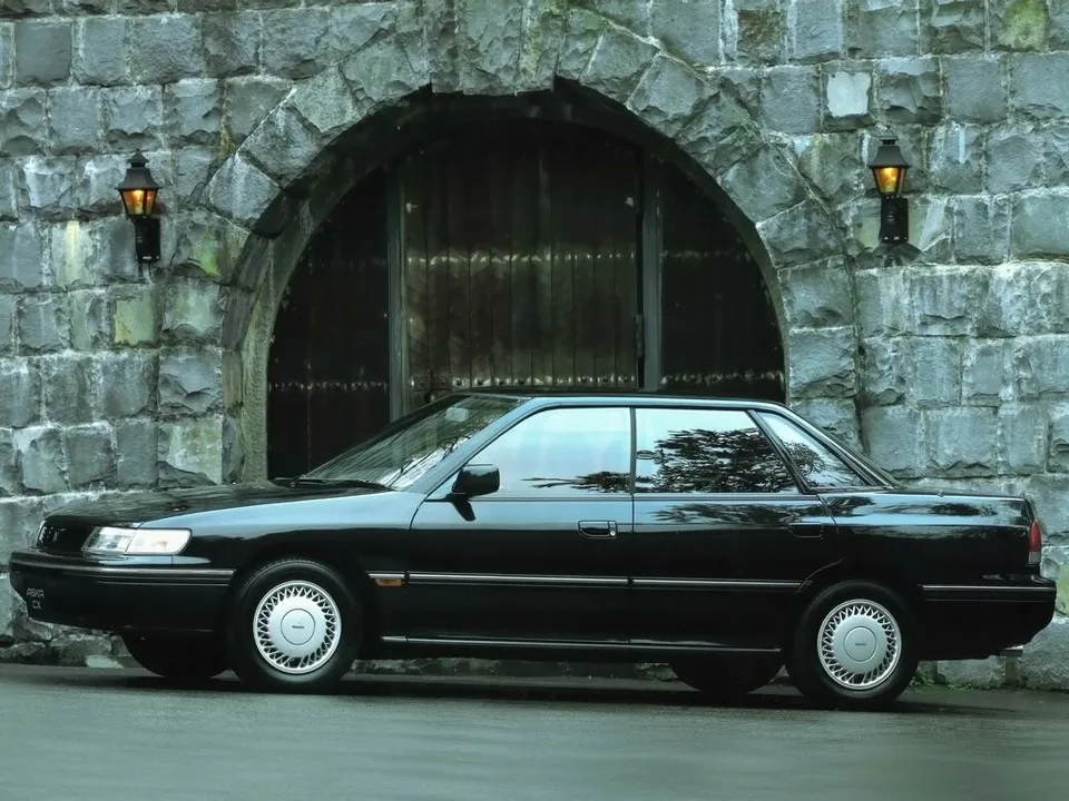 Isuzu Aska, Generation 2, Sedan
