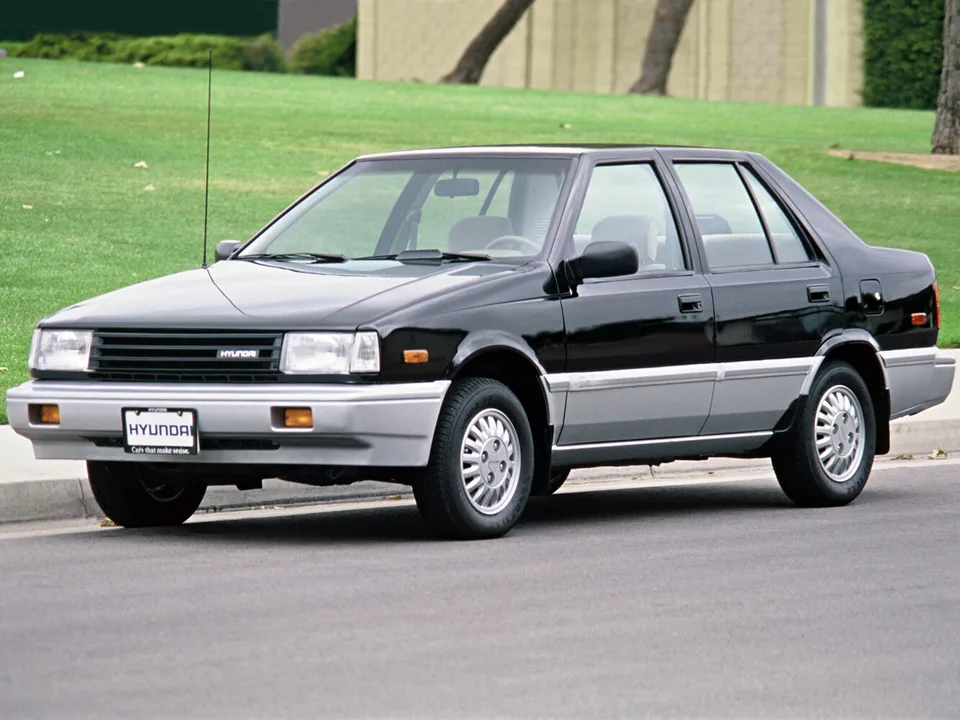 Hyundai Pony, X1, Седан