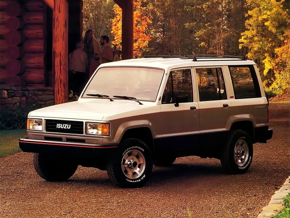 Isuzu Trooper, Generation 1, 3-door SUV