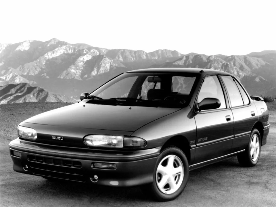 Isuzu Stylus, , Sedan