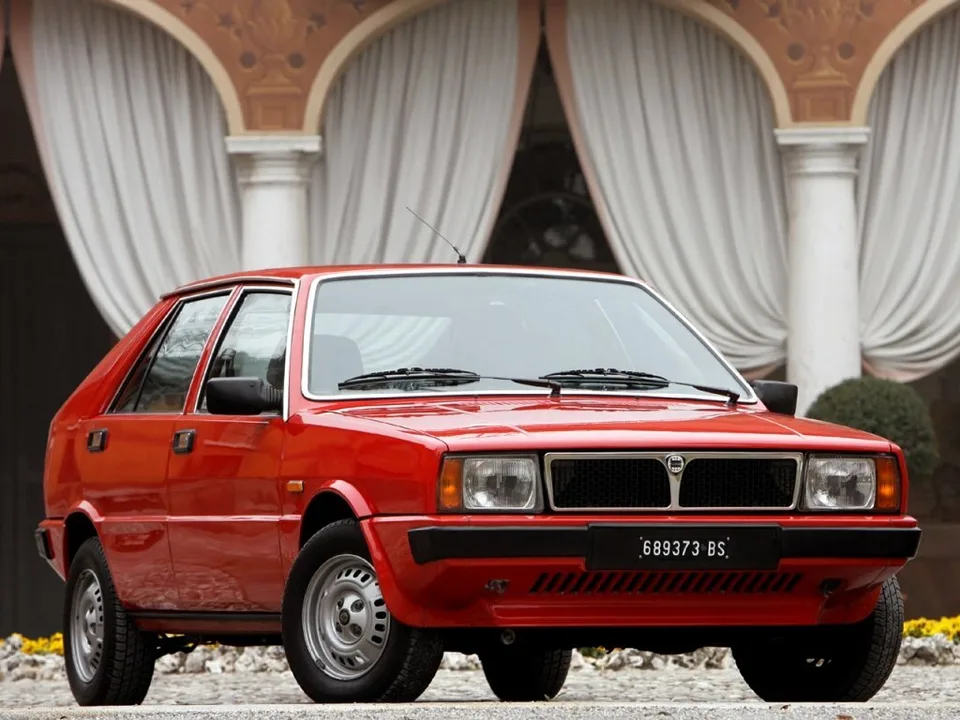 Lancia Delta, Generation 1, 831, 5-door hatchback