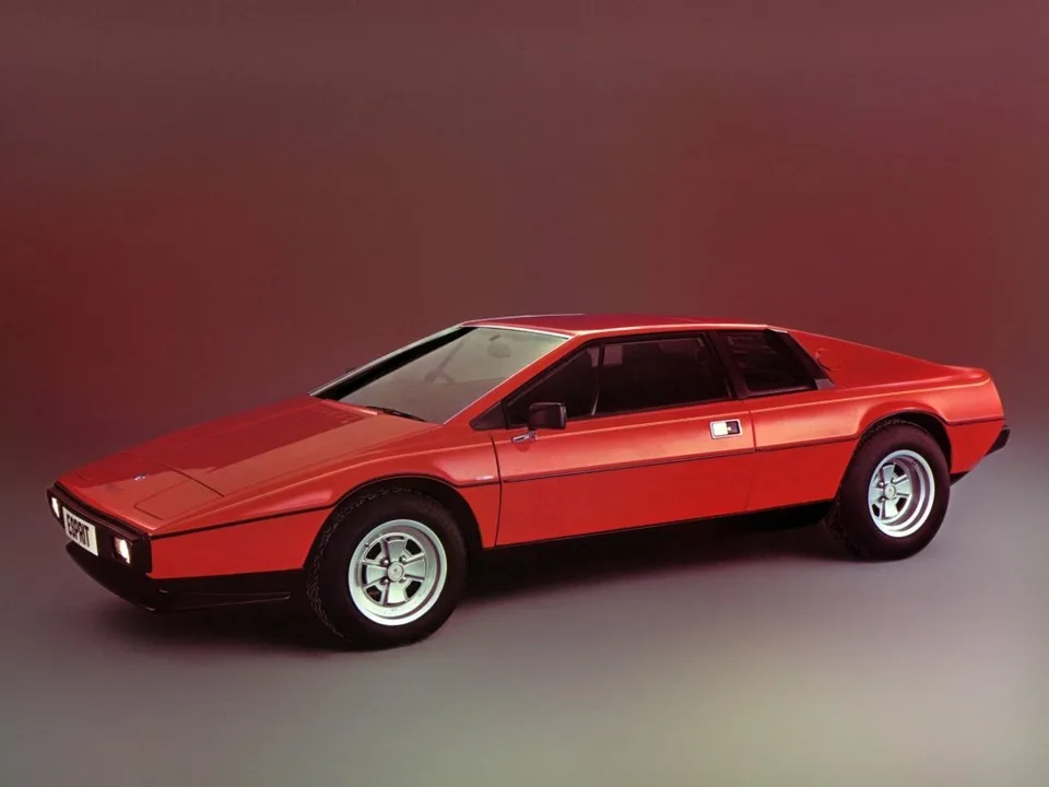 Lotus Esprit, II, Coupe