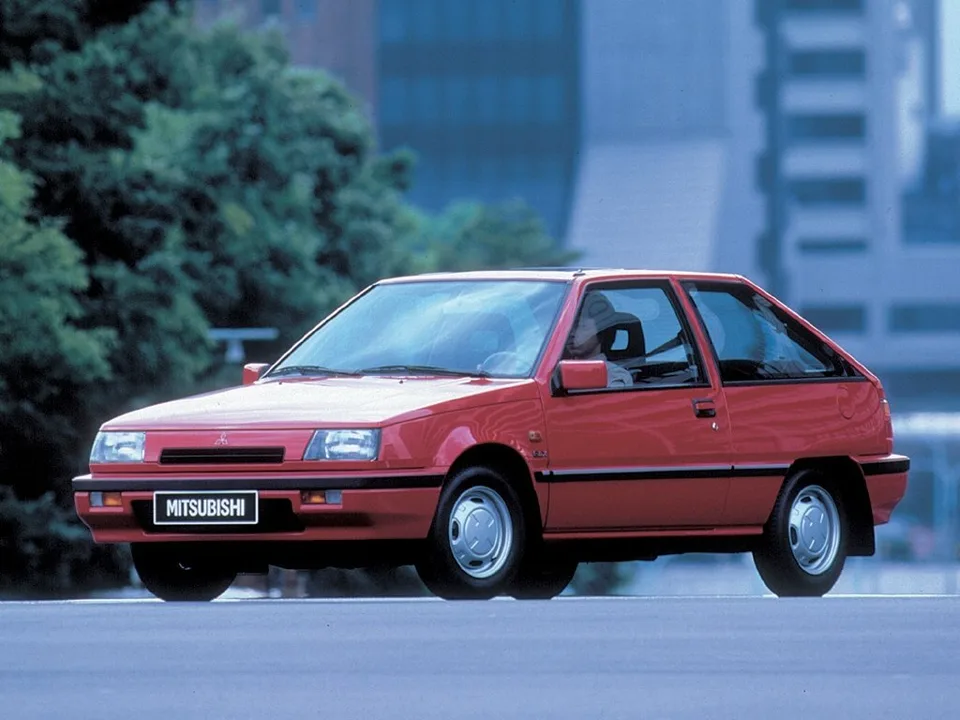Mitsubishi Colt, Generation 2, C10, 3-door hatchback