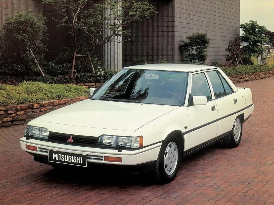 Mitsubishi Galant, Generation 5, Sedan