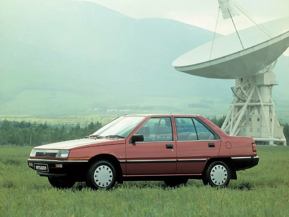 Mitsubishi Lancer, Generation 4, Fiore I, Sedan