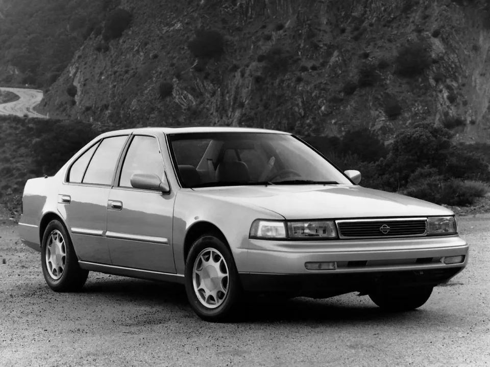 Nissan Maxima, 3 поколение, J30, Седан