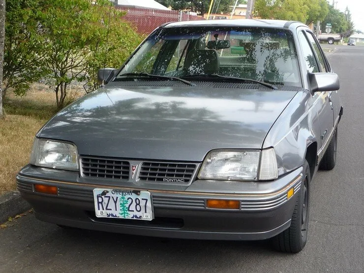 Pontiac LeMans, 6 поколение, Седан
