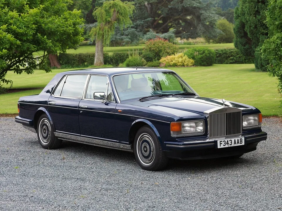 Rolls-Royce Silver Spur, Mark II, Седан