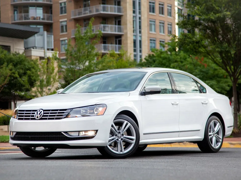 Volkswagen Passat (North America and China), I, Sedan