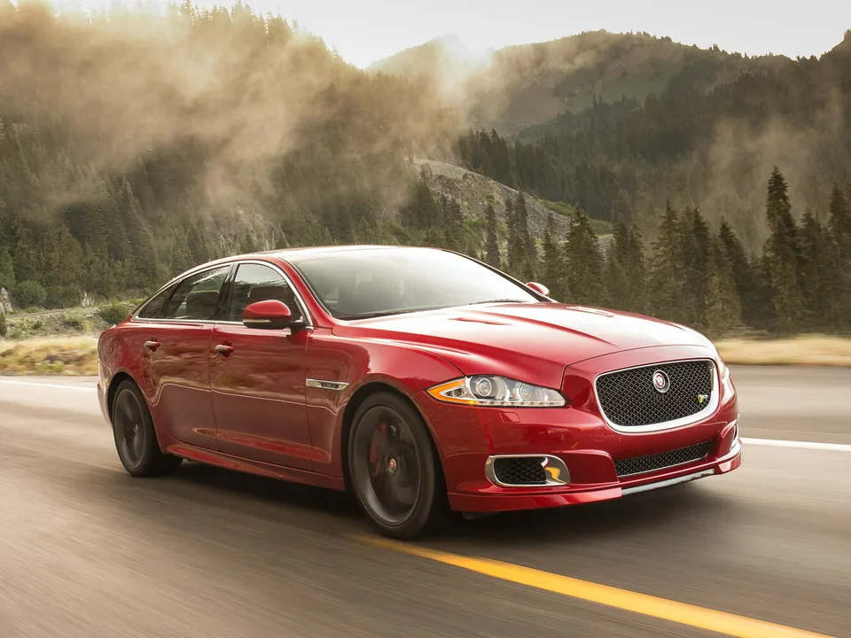 Jaguar XJR, IV (X351), Sedan