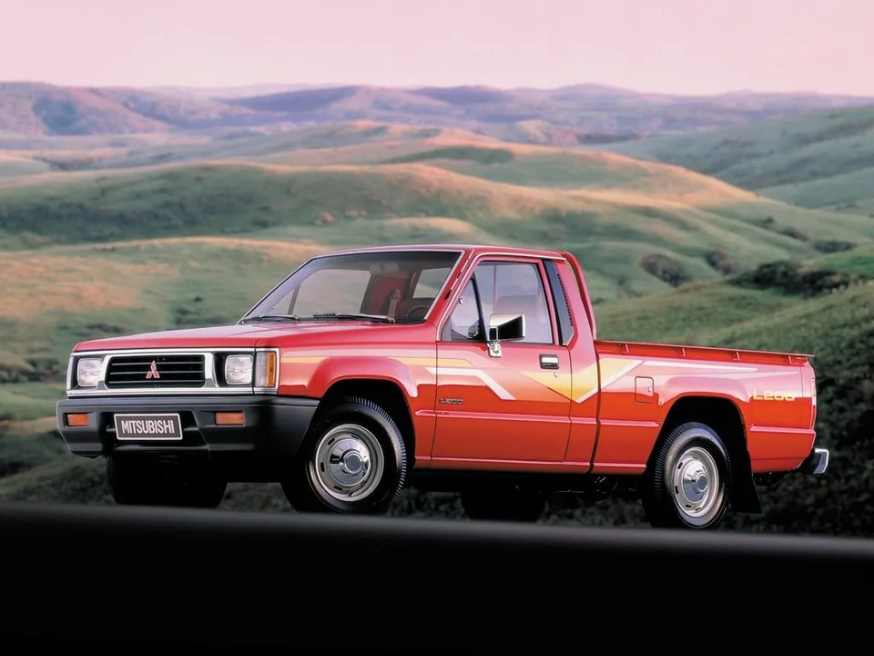 Mitsubishi L200, Generation 2, K00/K10/K20/K30, Pickup