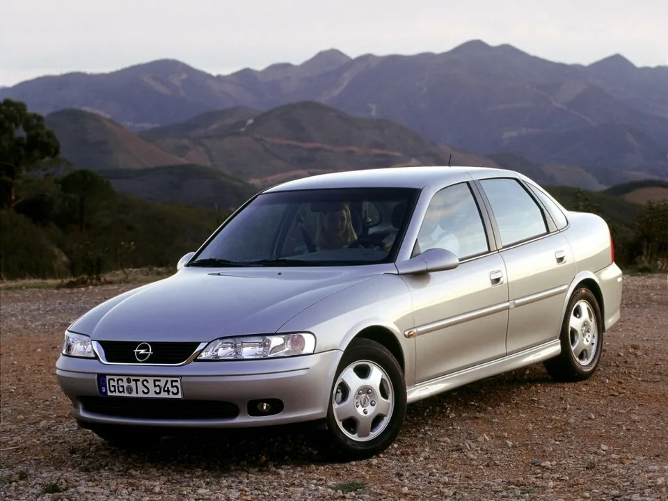 Opel Vectra, B Рестайлинг, Sedan