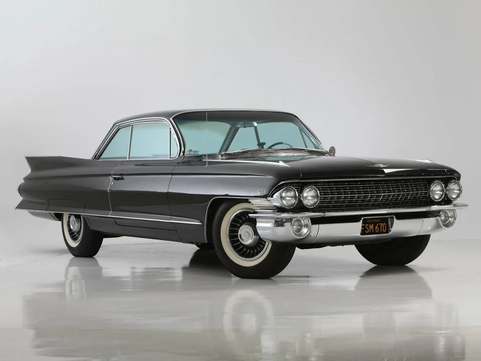 Cadillac DeVille, II, Coupe