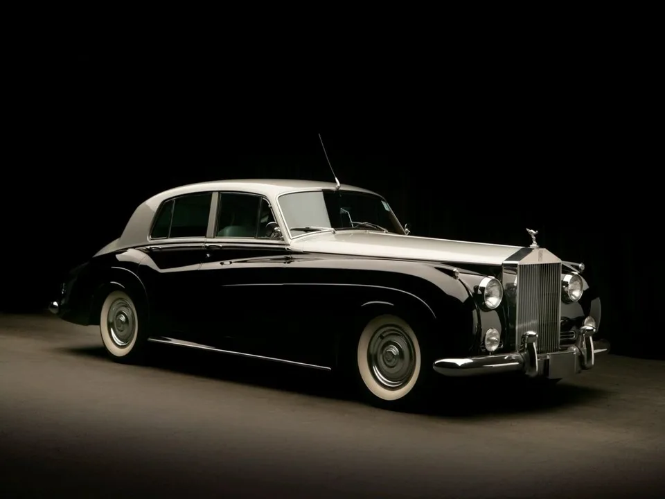 Rolls-Royce Silver Cloud, Generation 2, Sedan