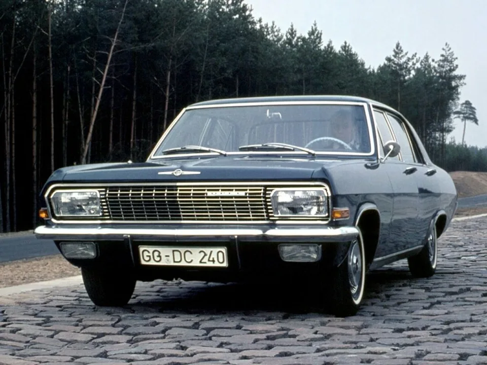 Opel Admiral, A, Седан