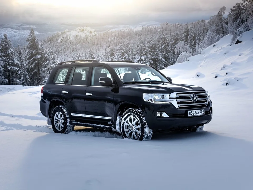 Toyota Land cruiser, 200 Series Рестайлинг 2, Кроссовер / внедорожник