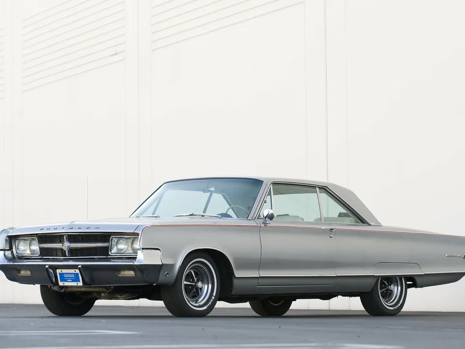 Chrysler New Yorker, VII, Hardtop coupe