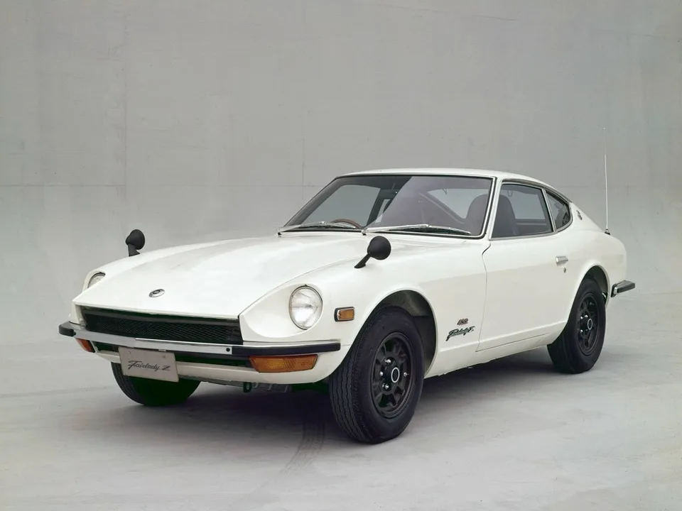 Nissan Fairlady z, I (S30), Купе