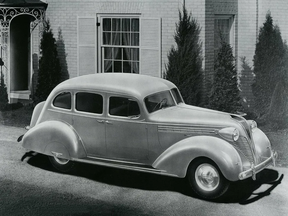 Hudson Deluxe Eight, , Sedan