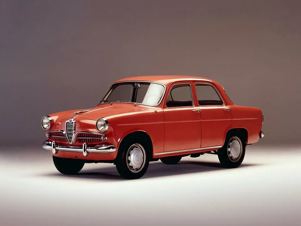 Alfa Romeo Giulietta, Generation 1, 750/101, Sedan