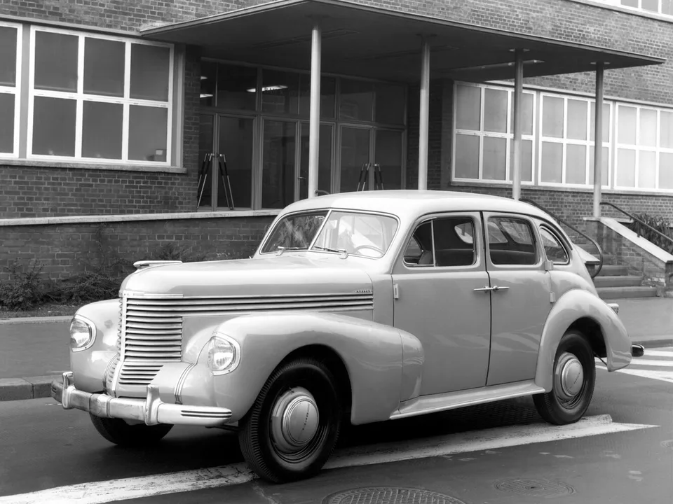 Opel Kapitan, I, Sedan