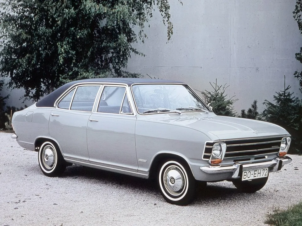 Opel Olympia, A, Sedan