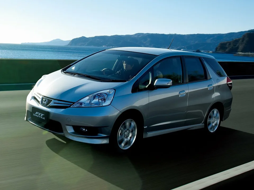 Honda Fit shuttle, 1 поколение, Универсал