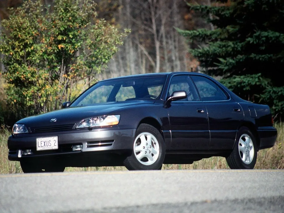 Lexus ES, II Рестайлинг, Sedan