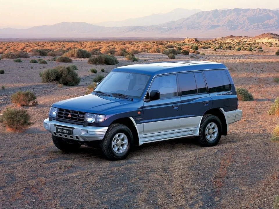 Mitsubishi Pajero, Generation 2, V30/V40, facelift, Crossover / SUV