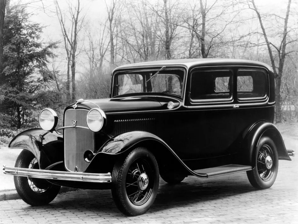 Ford V8, I (Model 18), 2-door sedan