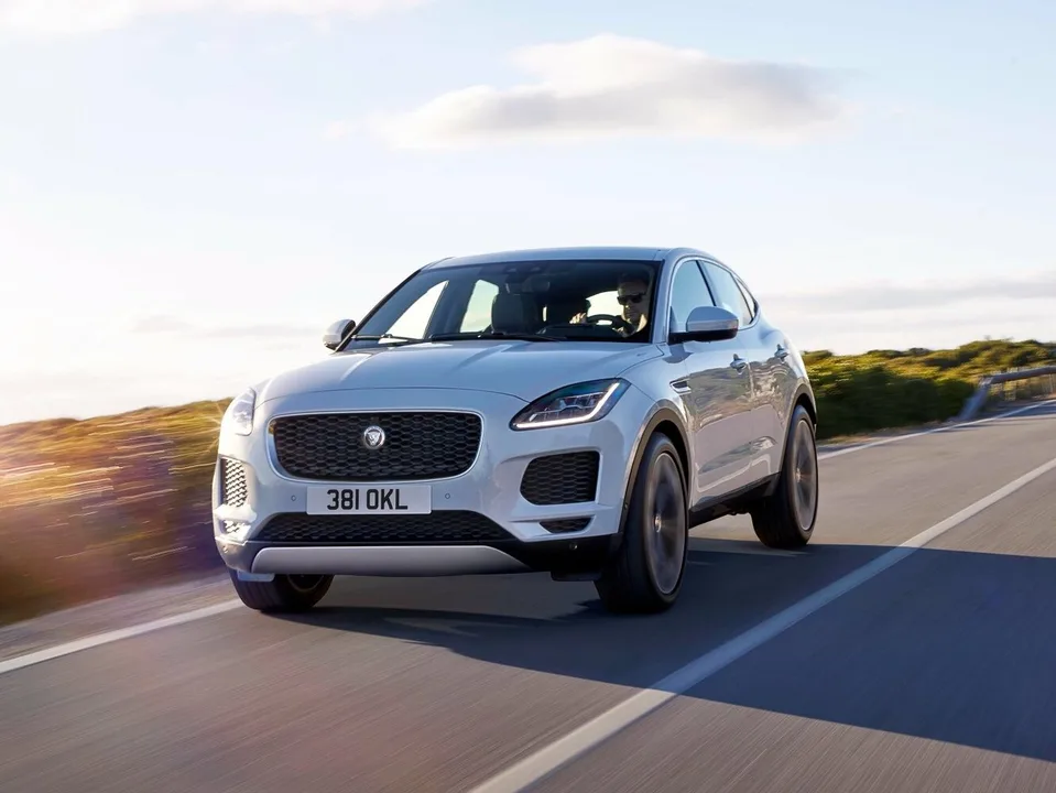 Jaguar E-Pace, Generation 1, Crossover / SUV