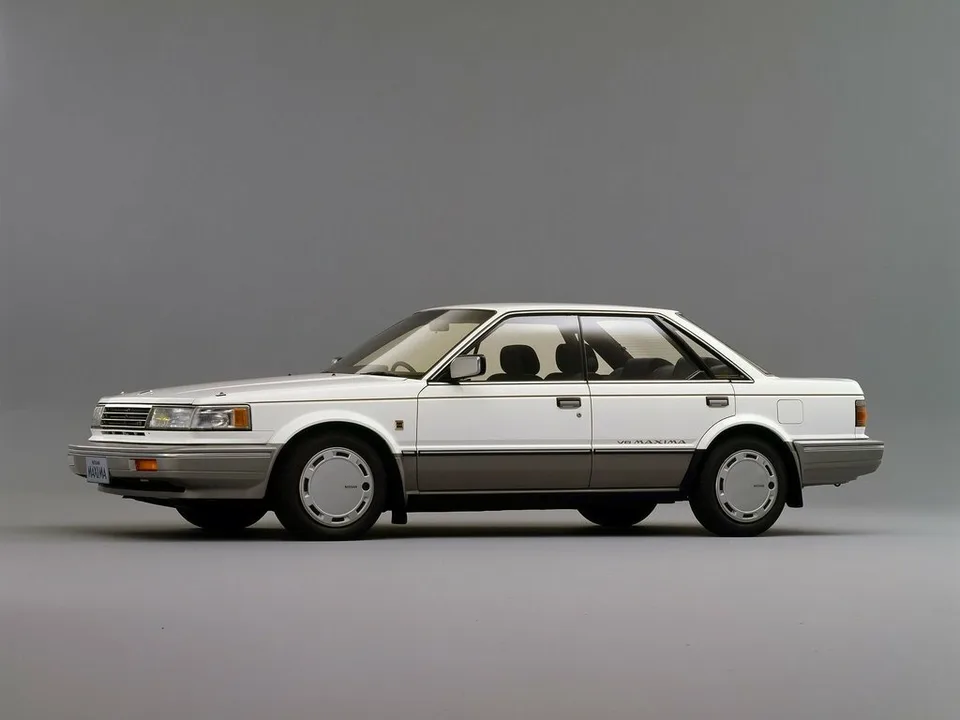 Nissan Bluebird maxima, II (PU11) Рестайлинг, Седан-хардтоп
