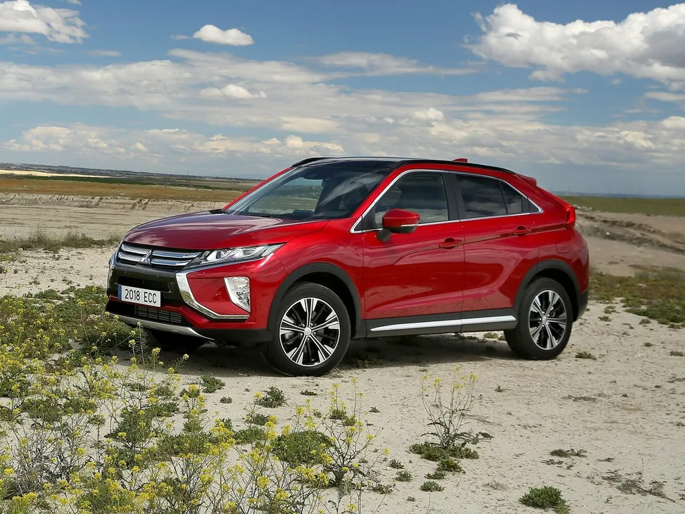 Mitsubishi Eclipse Cross, Generation 1, Crossover / SUV