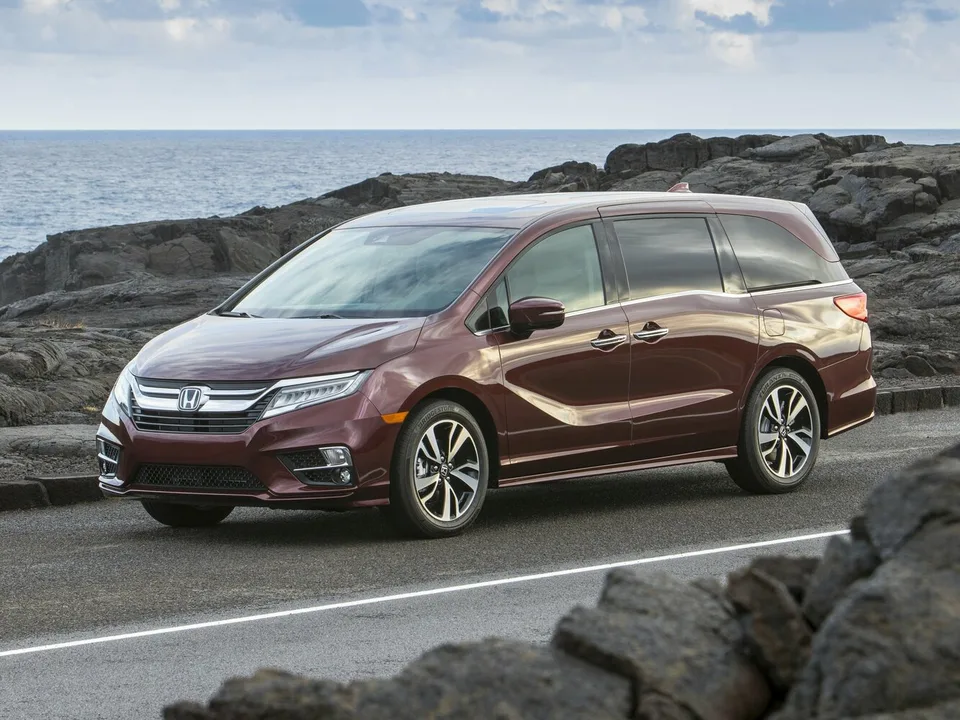 Honda Odyssey (North America), V, Minivan