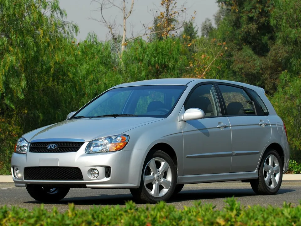 Kia Spectra, Generation 2, LD, 5-door hatchback
