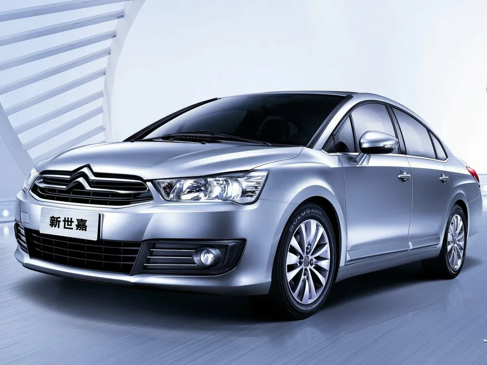 Citroen C-Quatre, II, Sedan