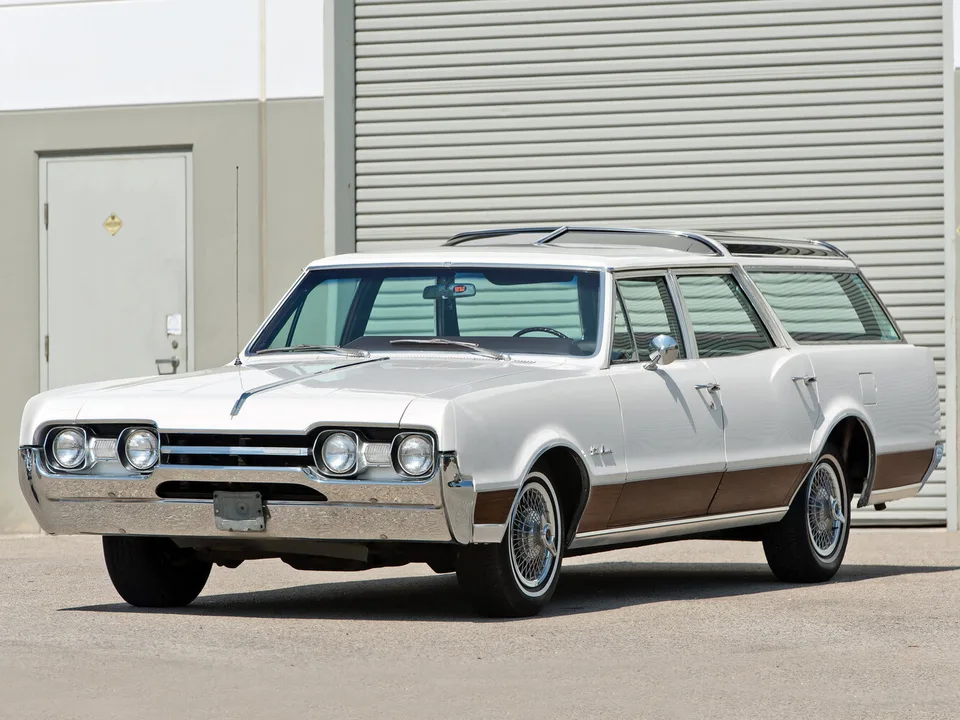 Oldsmobile Vista Cruiser, I, Универсал