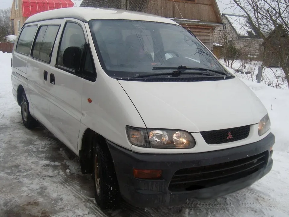 Mitsubishi L400, , Minivan
