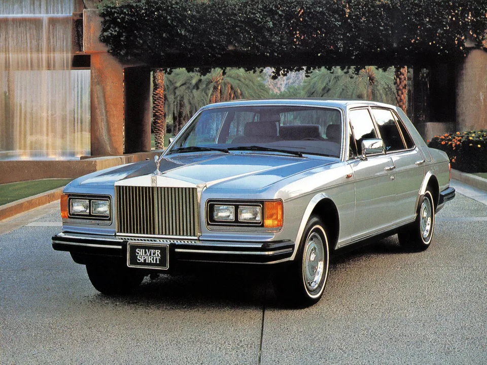 Rolls-Royce Silver Spirit, Mark I, Седан