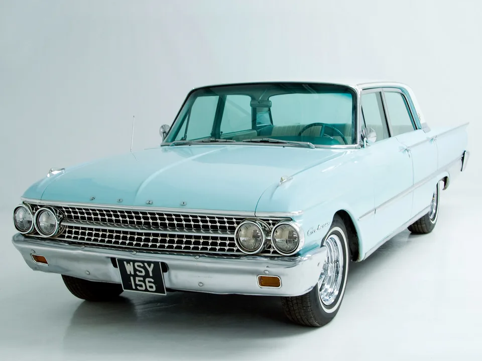 Ford Galaxie, Generation 2, Sedan