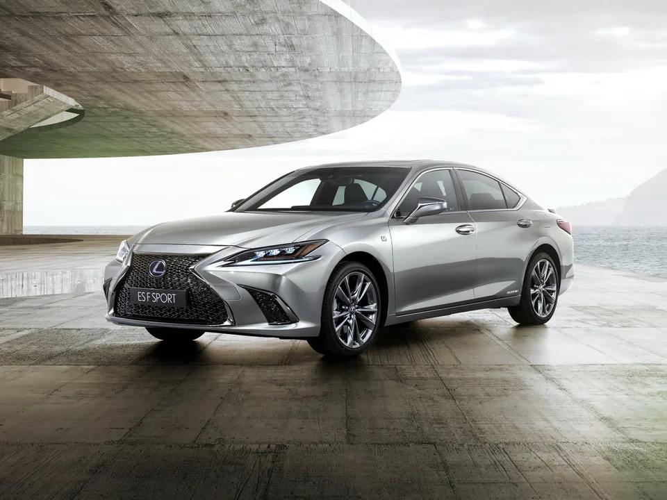 Lexus ES, VII, Sedan