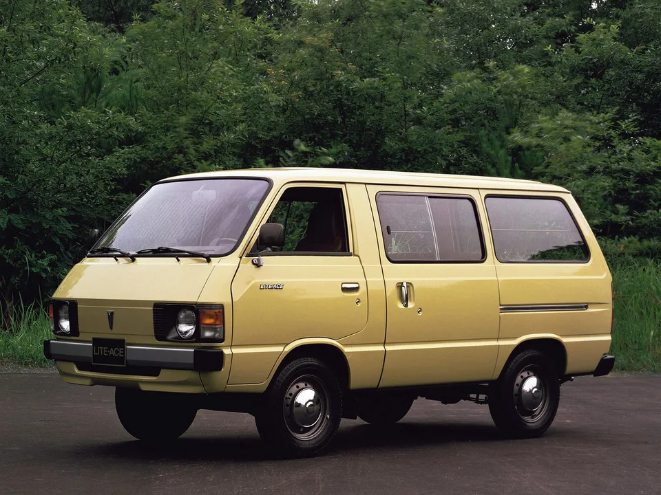 Toyota Lite ace, 2 поколение, M20, Минивэн