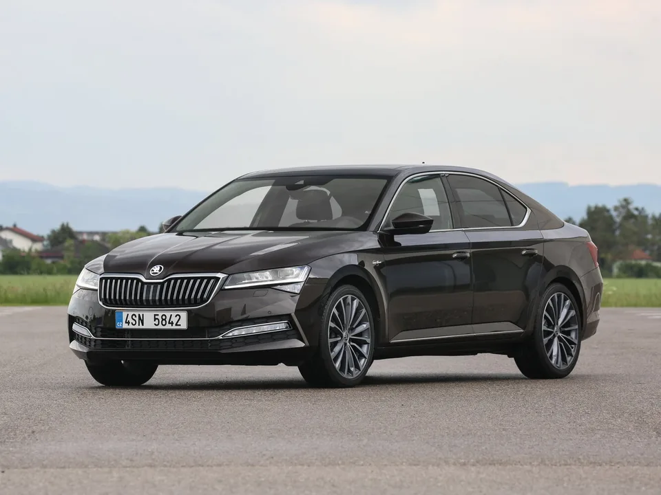 Skoda Superb, Generation 3, 3V, facelift, Liftback