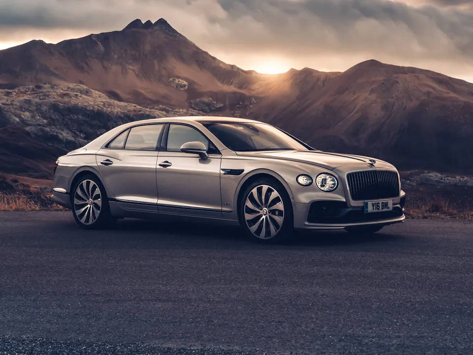 Bentley Flying Spur, Generation 3, Sedan